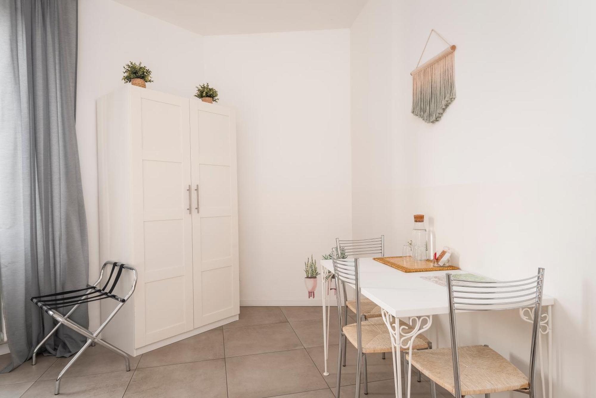 Guesthouse Tree Rooms Modern Bérgamo Exterior foto